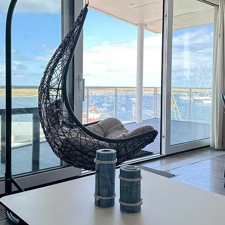 Two-bedroom In 25 *