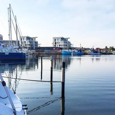 Exklusives Wohnen An Der Marina Apartment
